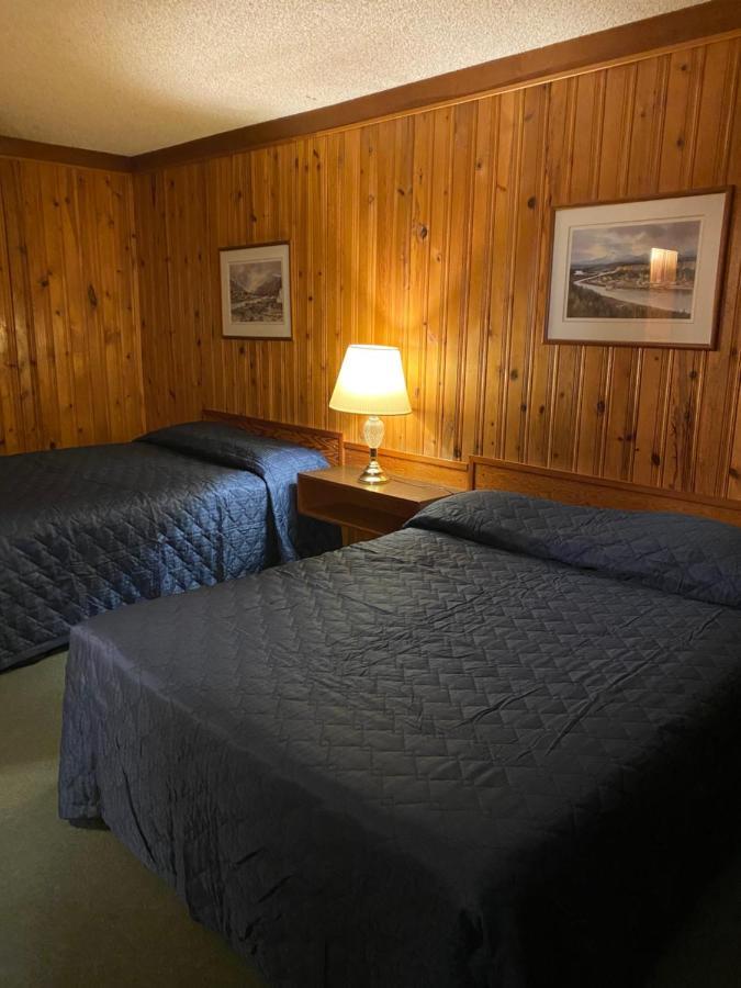 Glacier View Inn Haines Junction Exterior foto